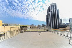 值得來看邊間商四土地打掉可蓋十層樓坪數超過3百坪