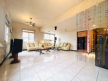 $345徐匯周邊靜巷龍品天廈高樓層.坡平車位