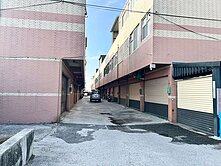 芳苑社區型邊間透天厝