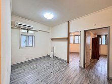 ~西門町邊間三面採光4房~