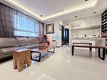 中信韋霖🍎西門捷運🚇邊間典雅高樓兩房+車🍎