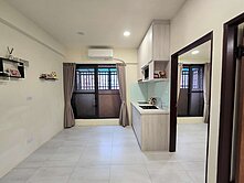 柳川河畔集賢大樓二房