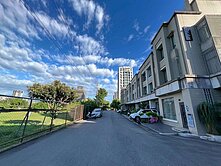 專任水湳經貿小巨蛋 五房前院停車臨路別墅