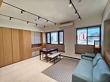 房市宜芸⛅中研京采(原)二房車位