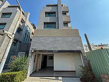 微笑公園+巨蛋邊間鄰路邊間雙車別墅！