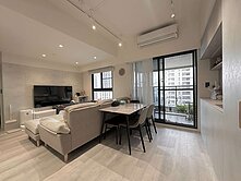 輕屋齡․永久棟距︱三改二房平車․優質景觀宅︱