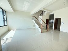 🔥 台積電6廠旁｜前庭後院大地坪邊間美住店 🔥