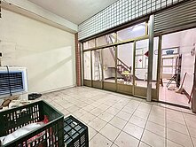 員林第一市場熱鬧商圈｜前後臨路稀有透店