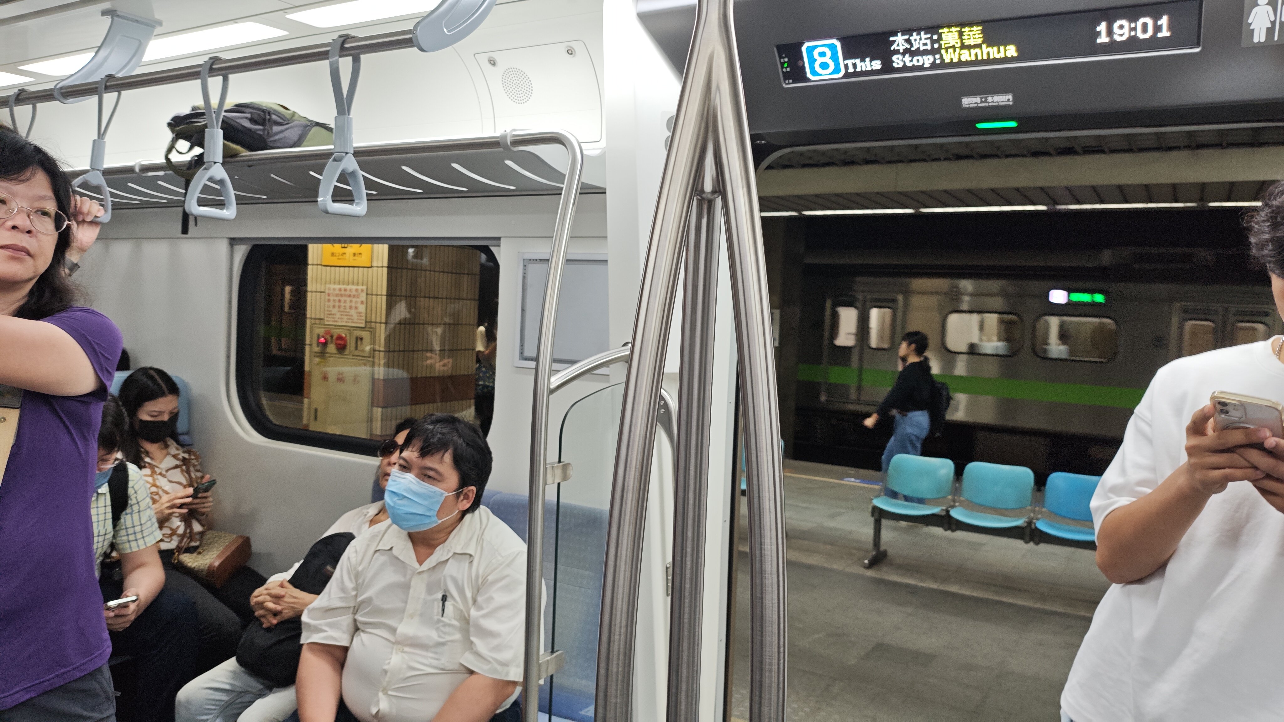 台鐵中洲岡山間水淹停駛，員林社頭間發生死傷事故。圖／5168實價登錄比價王資料庫