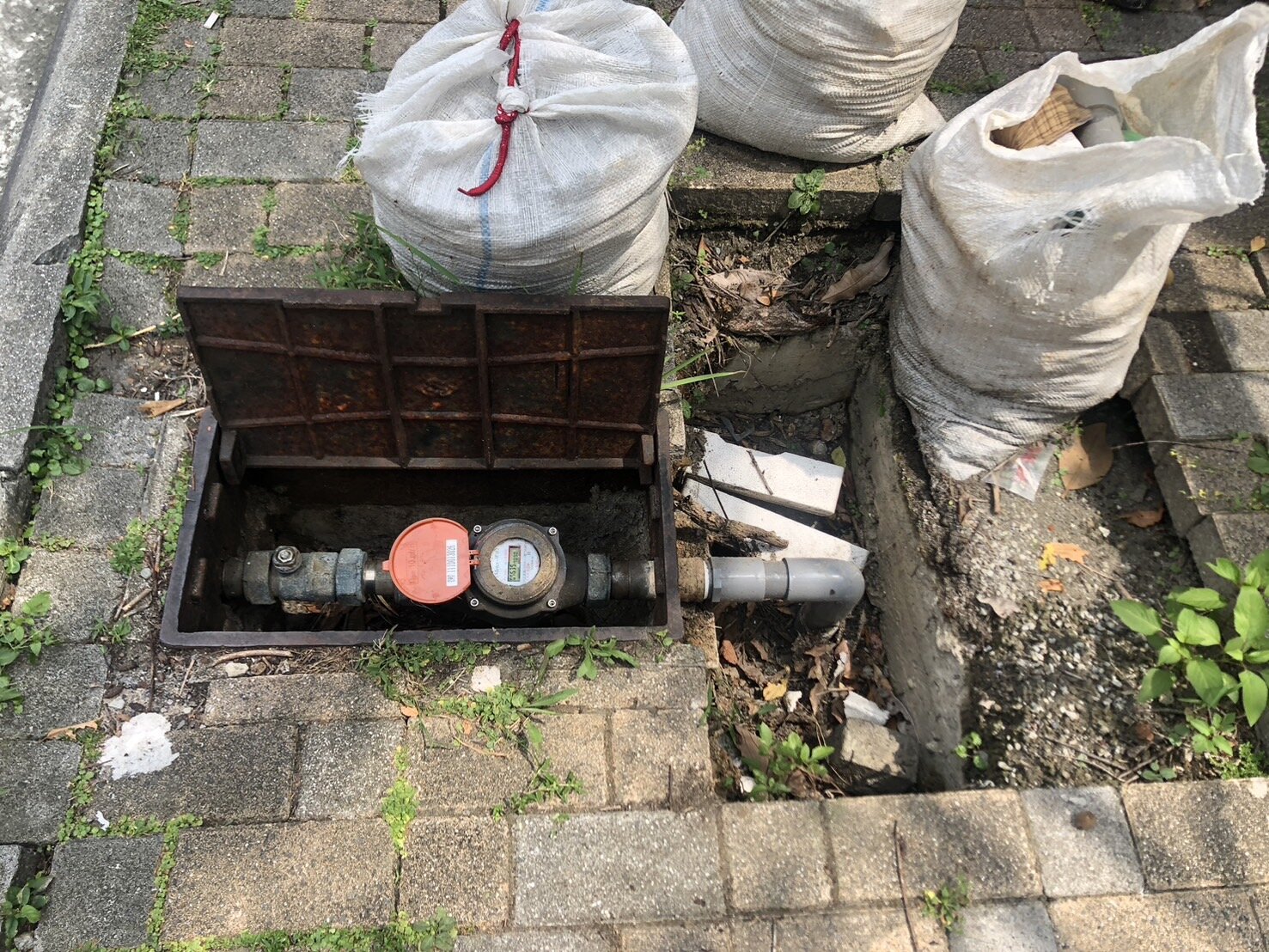 總表或分表後管線的破裂，因其漏水位置於建物外，民眾不易於第一時間發現。圖／新北水利局提供