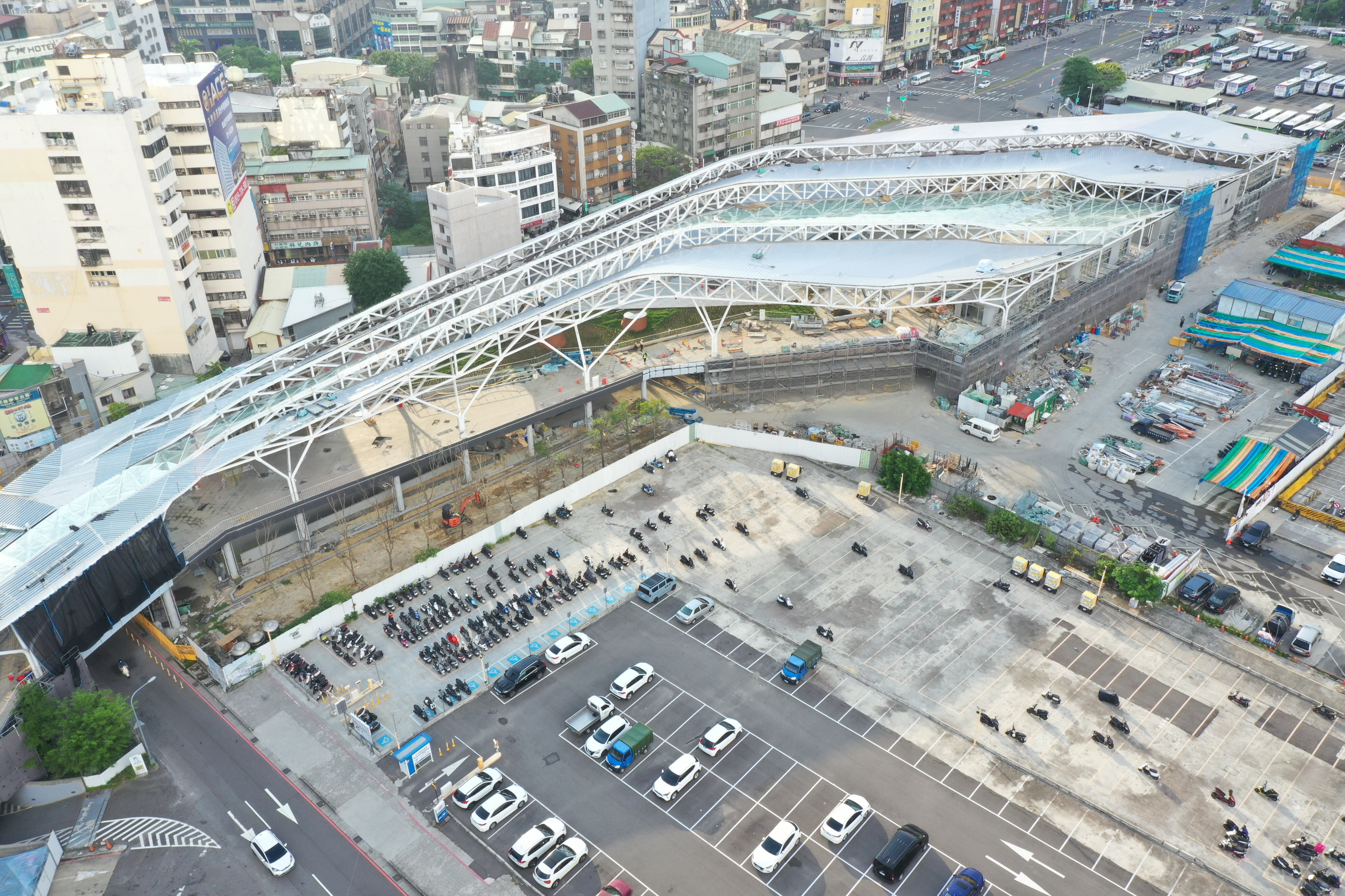 台中轉運中心工程進度持續超前，預計下半年正式啟用。圖／台中市府提供