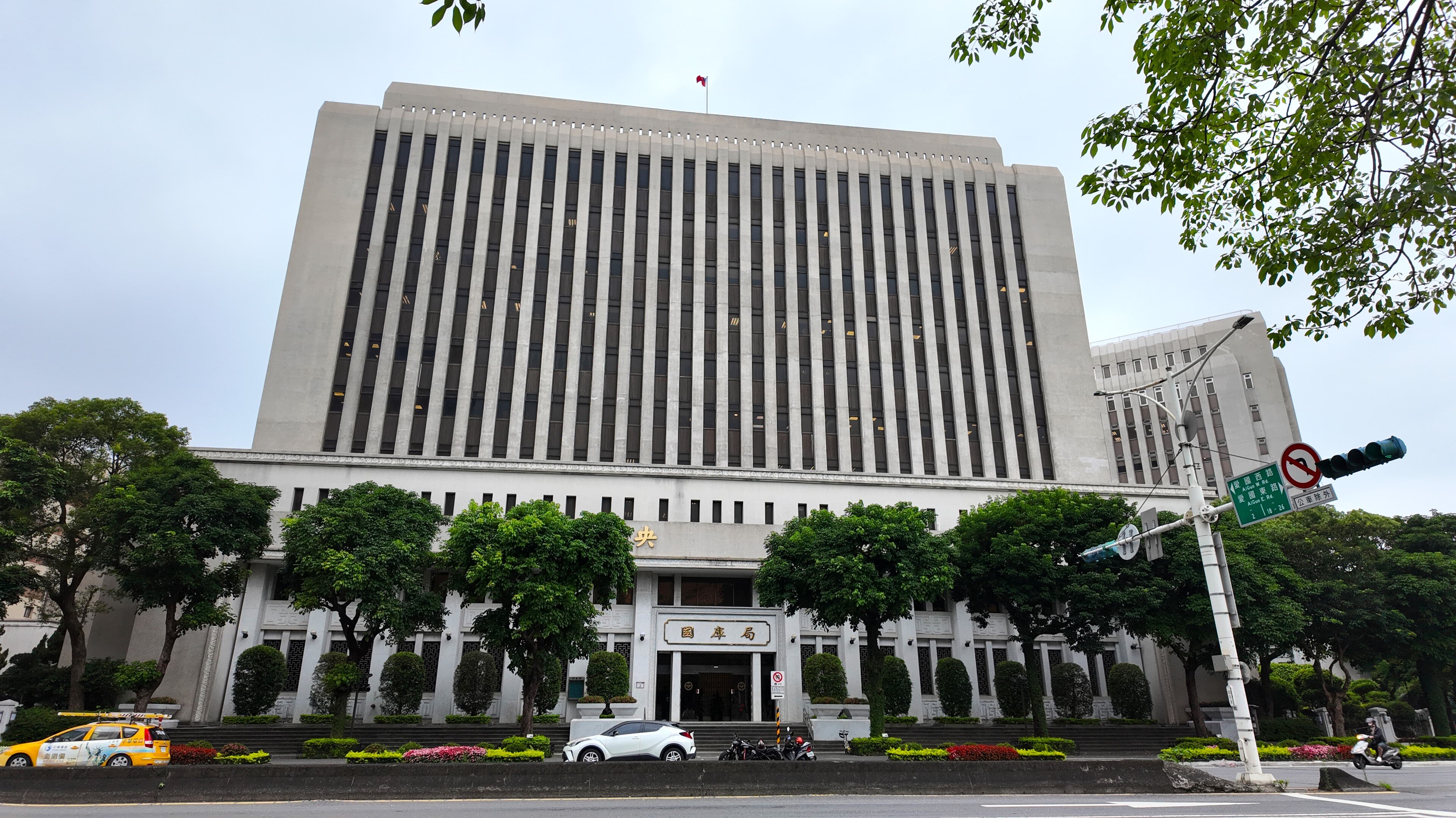 學者：AI通膨對CPI影響不大　央行9月升息機率不高