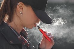 財部：違法攜帶電子煙入境　將加重處罰